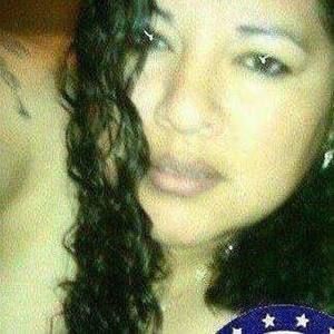 Meet your Posher, Salas